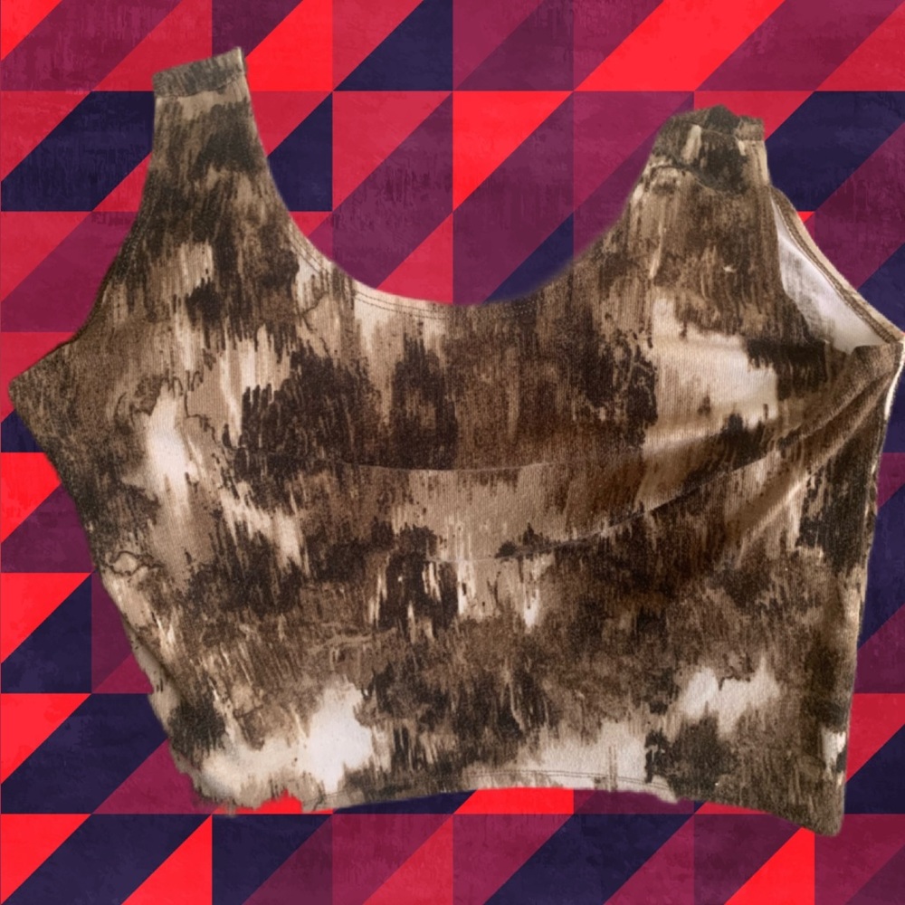 Pre Owned Women’s Chico's Easy Wear Tank Top Sz 1 Woodland Camouflage Pattern